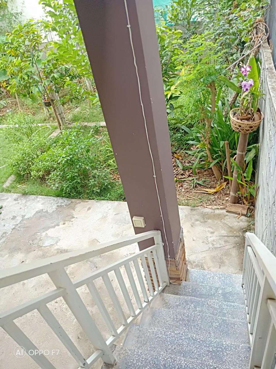 Kol House Bed and Breakfast Phnom Penh Exterior foto